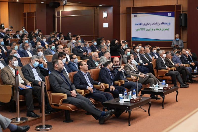 مراسم رونمایی از بزرگترین دیتاسنتر بخش خصوصی کشور امروز در ساختمان اصلی "مرکز داده ایرانیان" برگزار شد