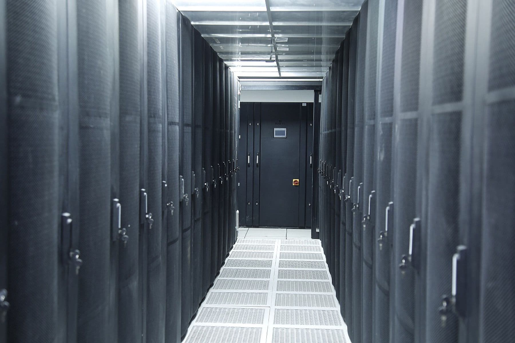 راهروی رکها در سالن
